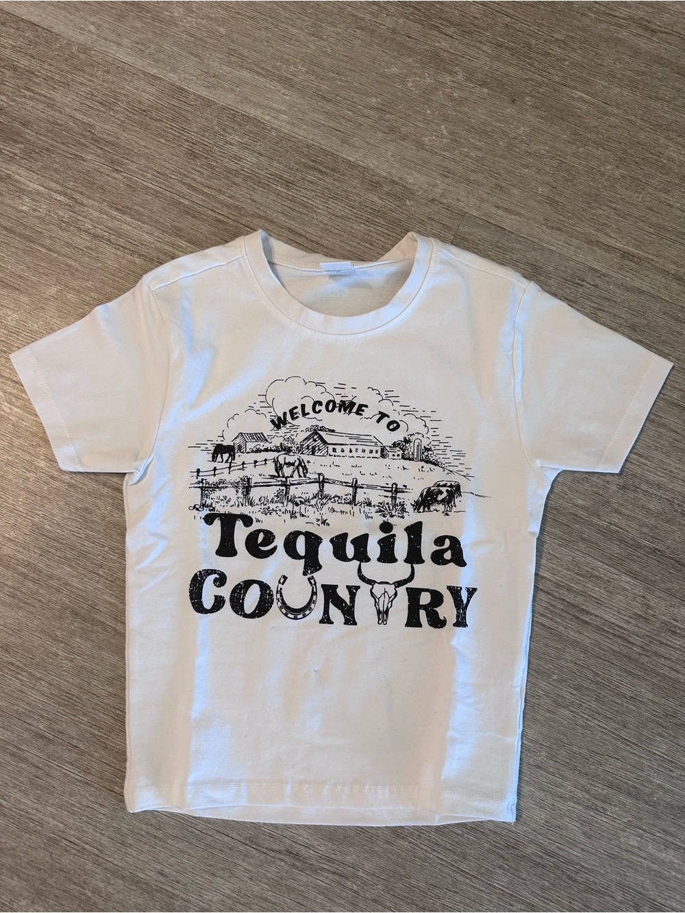 White 'Tequila Country' Graphic Short Sleeve Tee - Casual Crewneck